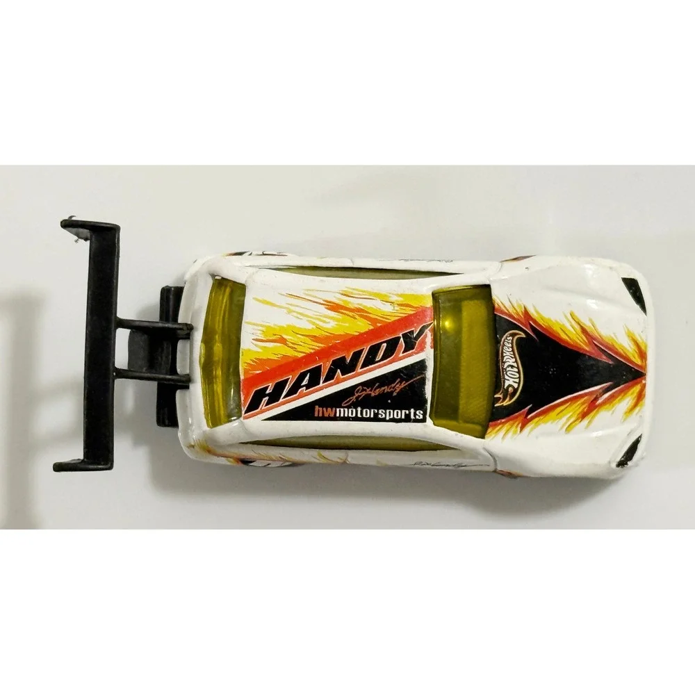 Hot Wheels Ford Focus 1:64 White Handy HW Motorsports Flame Graphics Spoiler